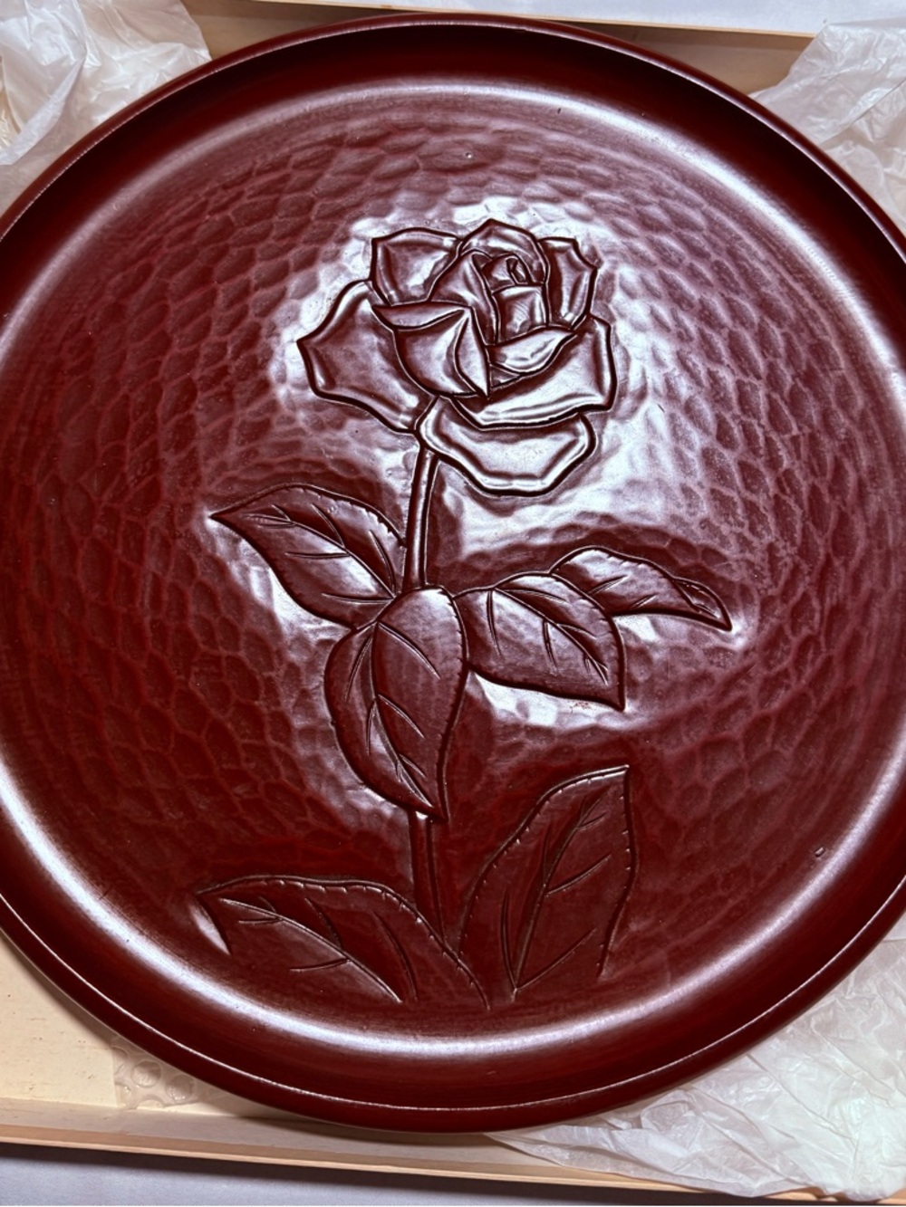 Kamakura-bori Lacquerware Japanese Tray Rakkan signature stamped 36 cm w/Stand
